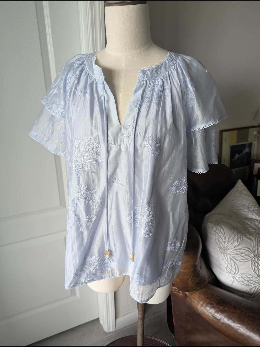 easel Light Blue Embroidered Flutter-Sleeve Blouse
